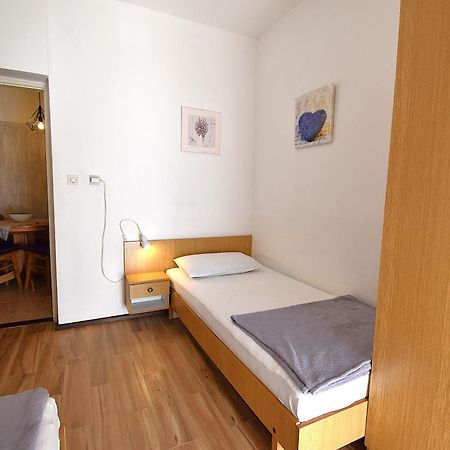 Apartments Zenko راب المظهر الخارجي الصورة