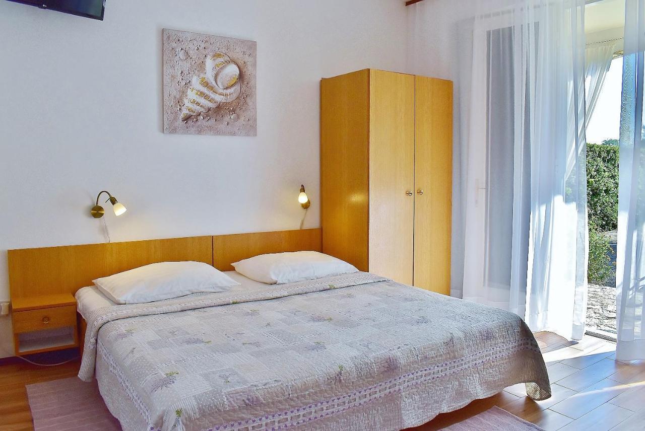 Apartments Zenko راب المظهر الخارجي الصورة