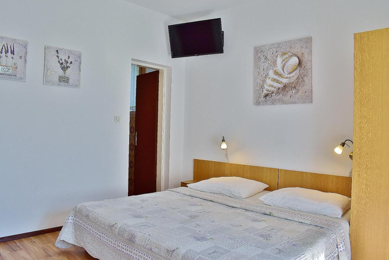 Apartments Zenko راب المظهر الخارجي الصورة