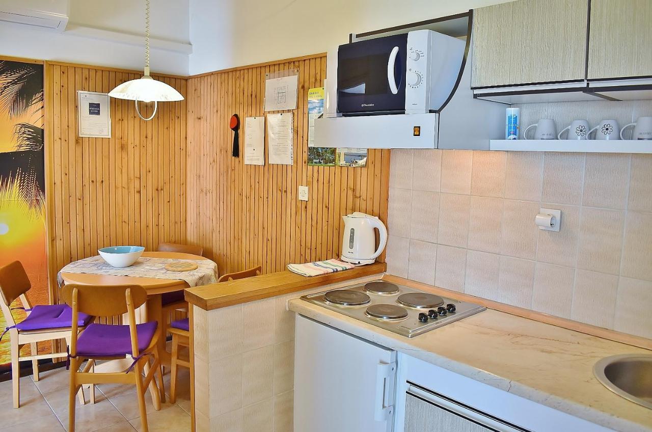Apartments Zenko راب المظهر الخارجي الصورة