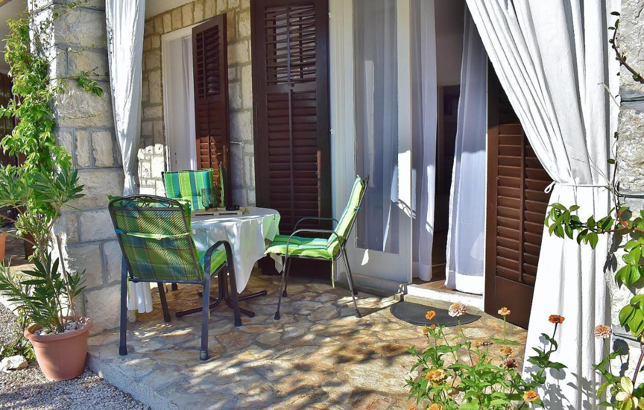 Apartments Zenko راب المظهر الخارجي الصورة