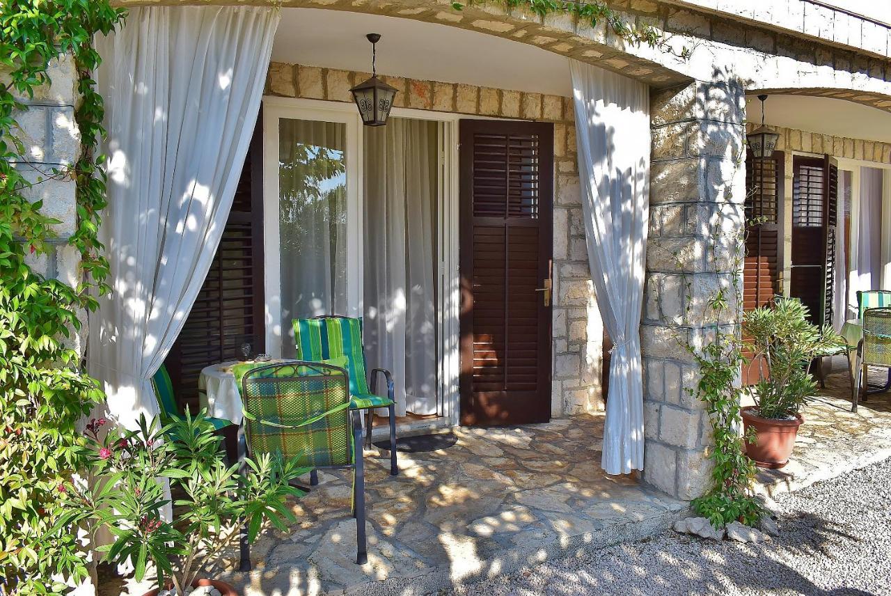 Apartments Zenko راب المظهر الخارجي الصورة